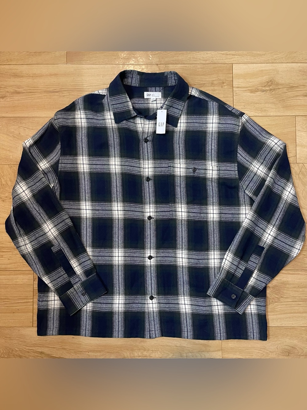 GAP Men’s XL Navy & Green Plaid Cotton Button-Up Shirt